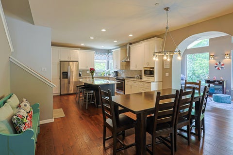 Tiny photo for 5686 Angouleme Lane, Hoffman Estates, IL 60192 (MLS # 12697890)