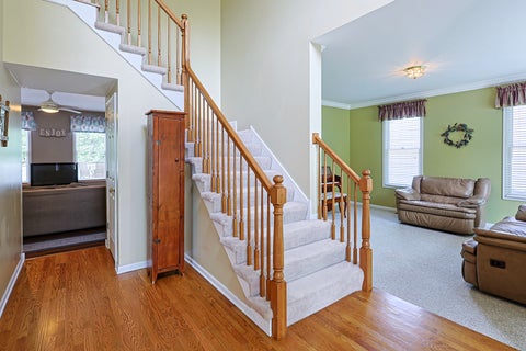 Tiny photo for 5686 Angouleme Lane, Hoffman Estates, IL 60192 (MLS # 12697890)
