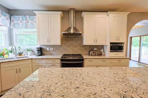 Tiny photo for 5686 Angouleme Lane, Hoffman Estates, IL 60192 (MLS # 12697890)