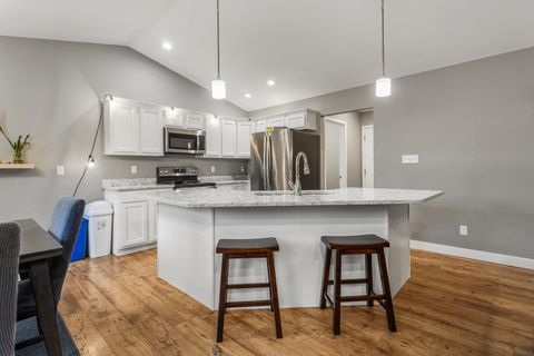 Tiny photo for 2507 N Fairfield Drive, Urbana, IL 61802 (MLS # 12593357)