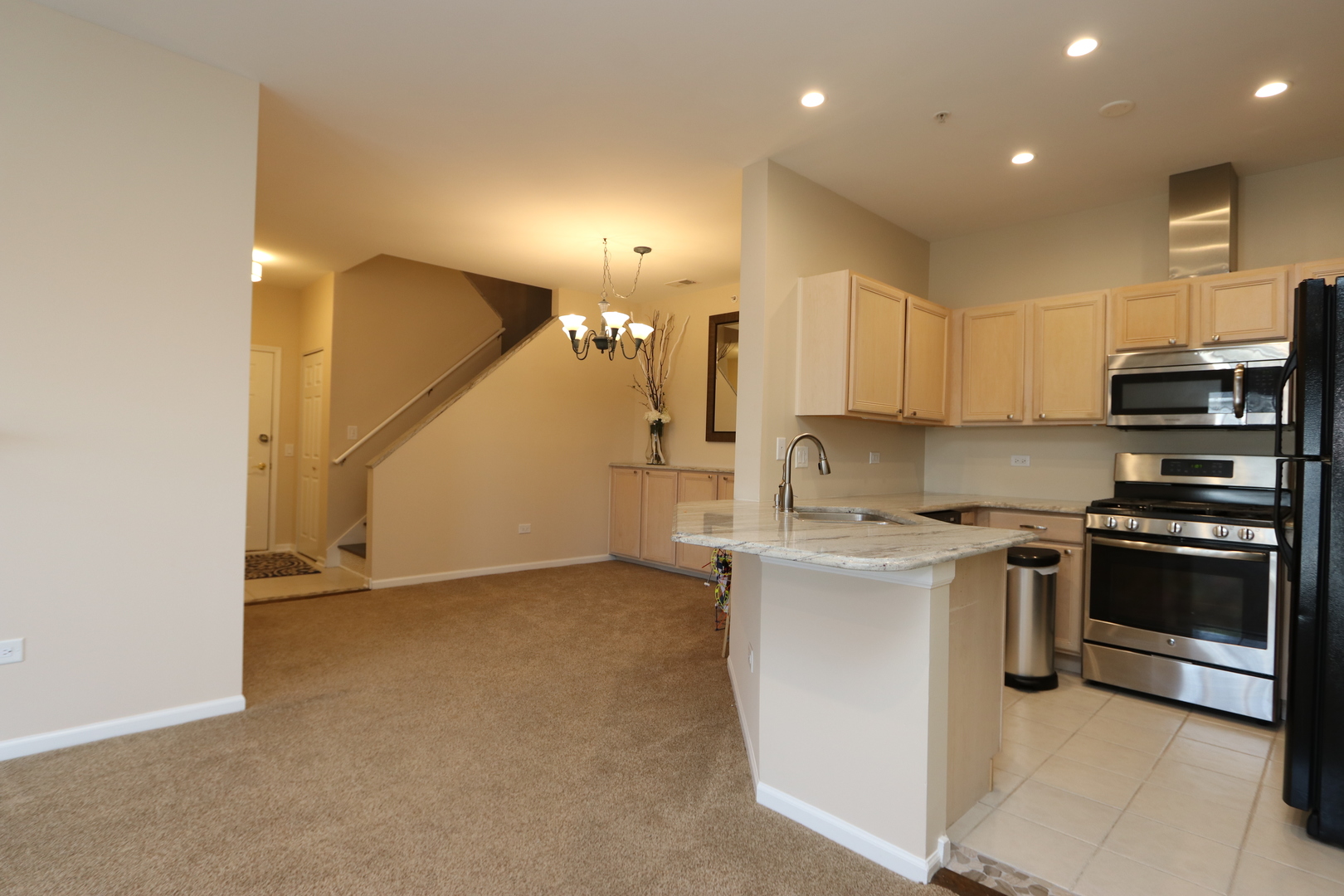 3333 STRATFORD Court 3E