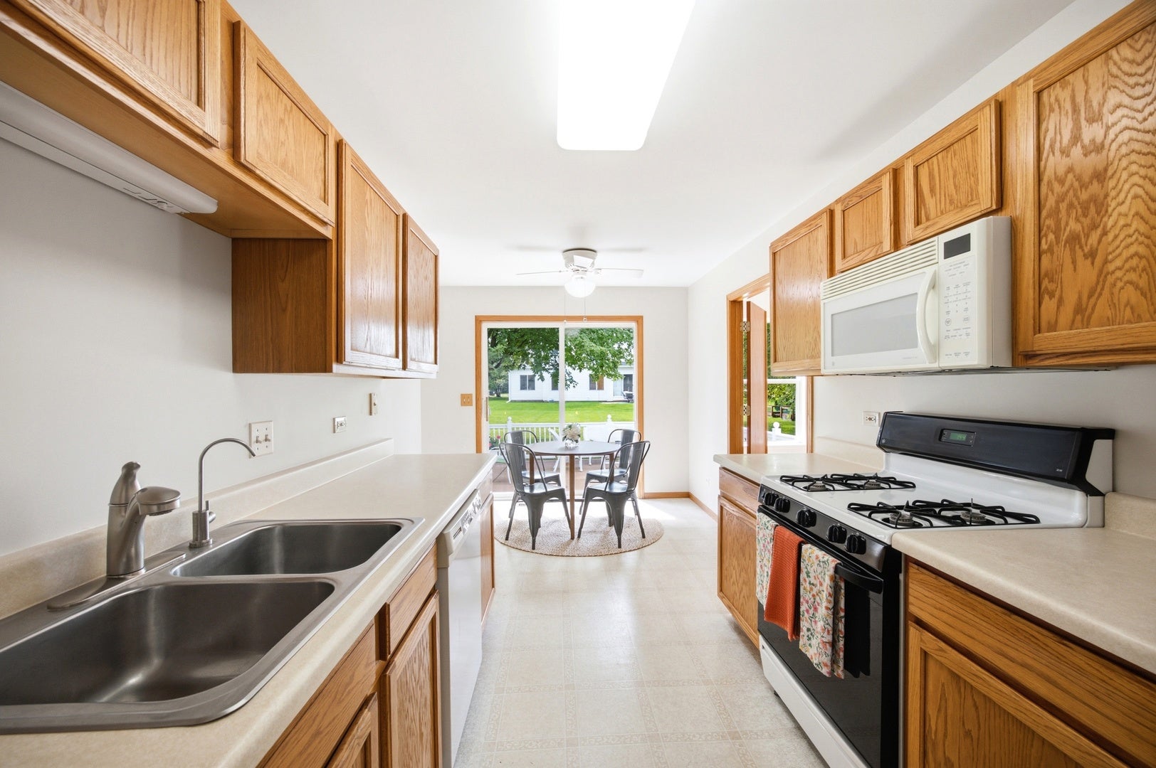 605 Tanglewood Trail