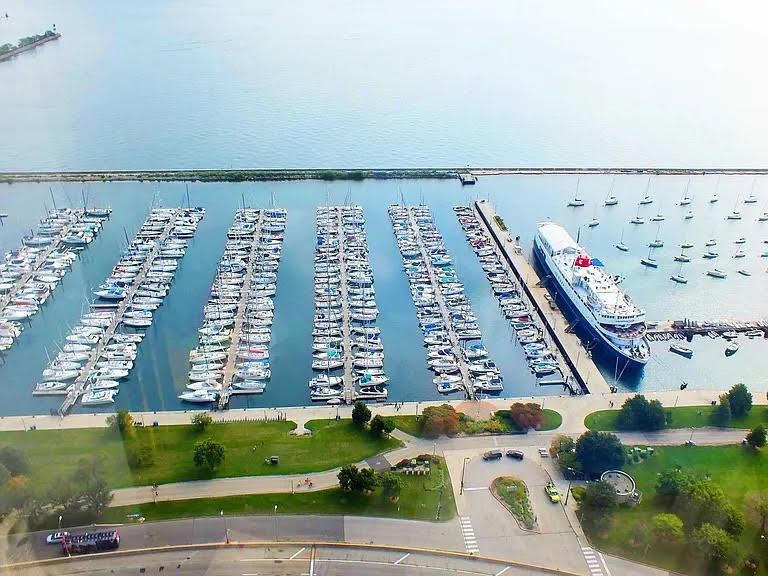 155 N Harbor Drive 4211