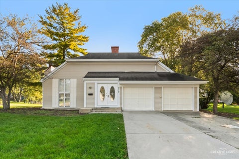 Photo of 212 Boulder Hill Pass, Montgomery, IL 60538 (MLS # 12780957)
