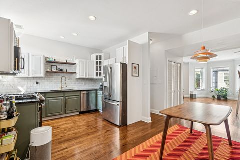 Tiny photo for 3750 N Wilton Avenue #5, Chicago, IL 60613 (MLS # 12472247)