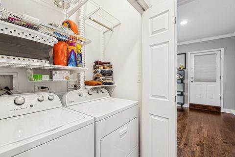 Tiny photo for 3750 N Wilton Avenue #5, Chicago, IL 60613 (MLS # 12472247)