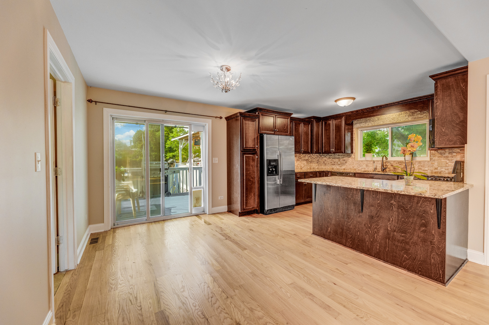6120 W 98th Street