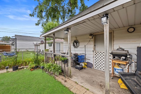 Tiny photo for 7736 Lotus Avenue, Burbank, IL 60459 (MLS # 12730598)