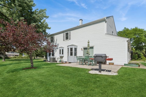 Tiny photo for 1380 Logsdon Lane, Buffalo Grove, IL 60089 (MLS # 12665212)