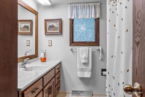 Tiny photo for 38 Lynwood Drive, Plano, IL 60545 (MLS # 12473651)