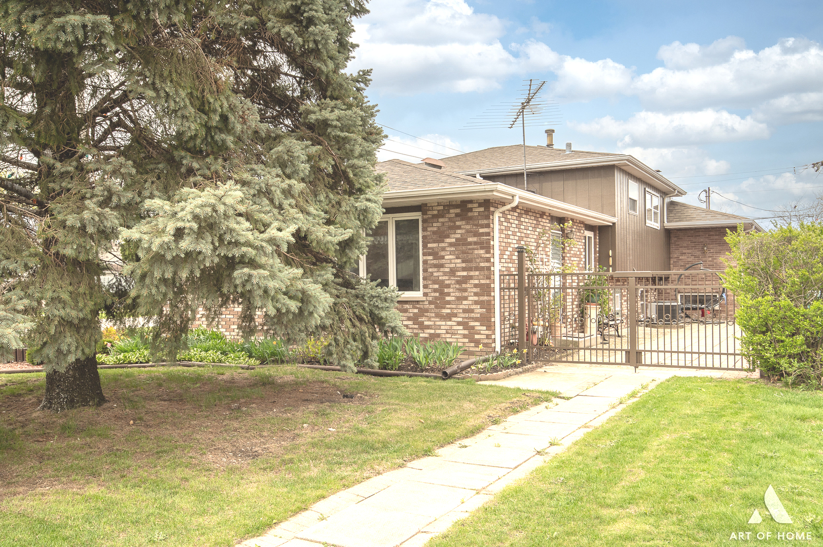 8356 Oak Park Avenue