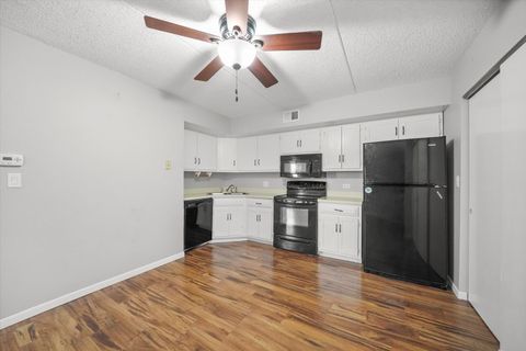 Tiny photo for 1500 ROCK RUN Drive #2D, Crest Hill, IL 60435 (MLS # 12553578)