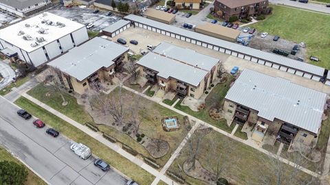 Tiny photo for 1500 ROCK RUN Drive #2D, Crest Hill, IL 60435 (MLS # 12553578)