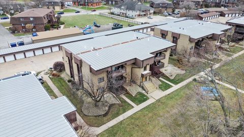 Tiny photo for 1500 ROCK RUN Drive #2D, Crest Hill, IL 60435 (MLS # 12553578)