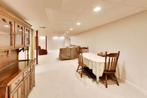 Tiny photo for 946 W Clearwater Street, Roselle, IL 60172 (MLS # 12706106)