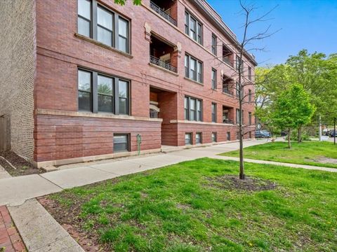 Photo of 1308 W Granville Avenue #1, Chicago, IL 60660 (MLS # 12647878)