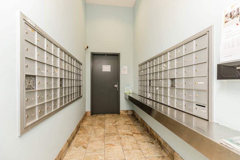 1600 S Indiana Avenue 501