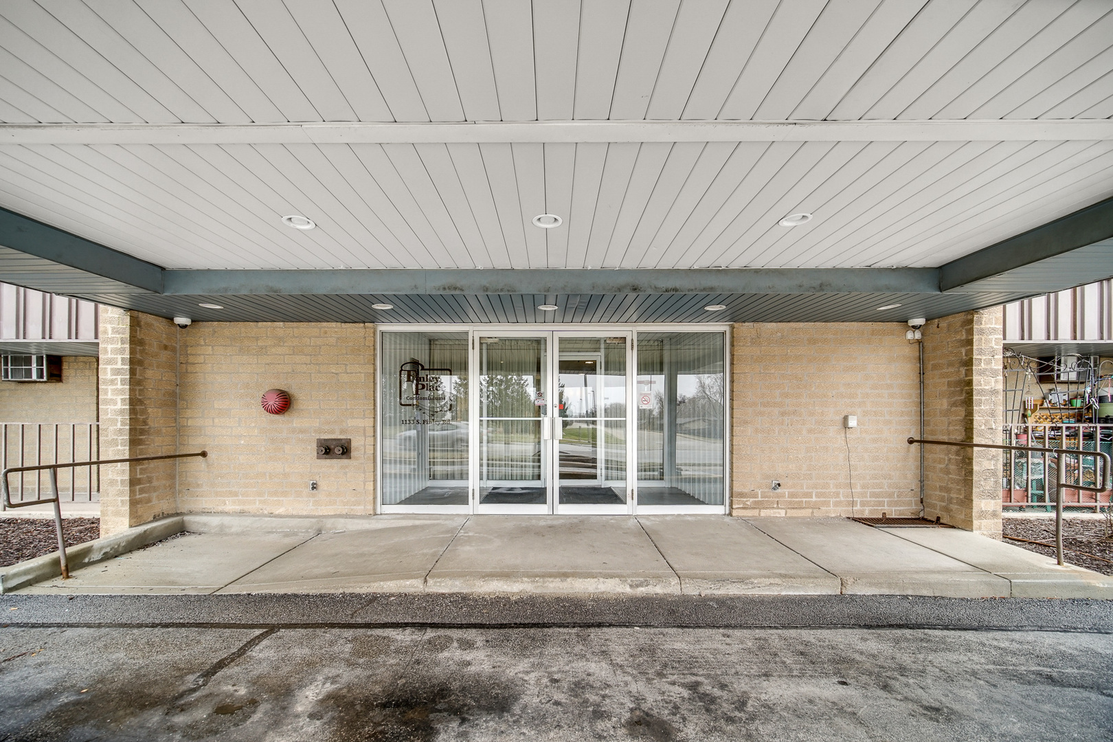 1133 S Finley Road 310