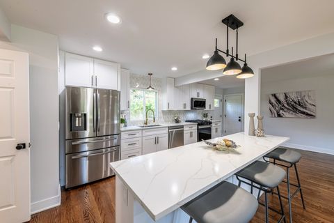 Tiny photo for 312 Pine Street, Deerfield, IL 60015 (MLS # 12475774)