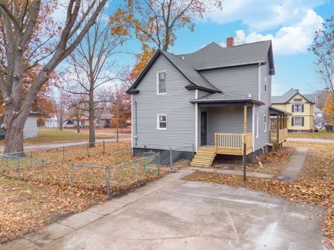 Tiny photo for 220 W Bennett Street, Pontiac, IL 61764 (MLS # 12499456)