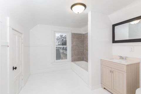 Tiny photo for 220 W Bennett Street, Pontiac, IL 61764 (MLS # 12499456)