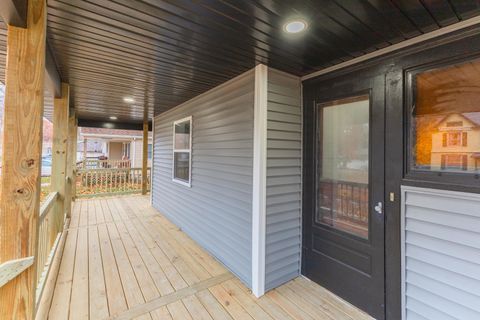 Tiny photo for 220 W Bennett Street, Pontiac, IL 61764 (MLS # 12499456)