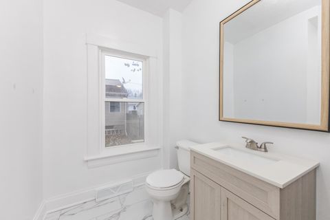 Tiny photo for 220 W Bennett Street, Pontiac, IL 61764 (MLS # 12499456)