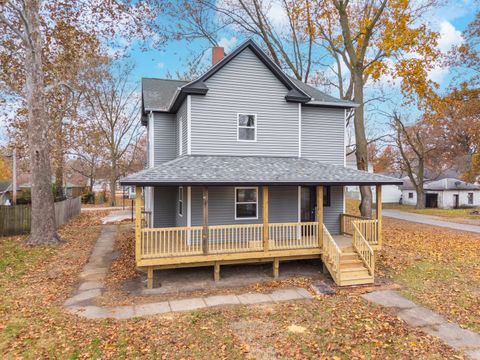 Tiny photo for 220 W Bennett Street, Pontiac, IL 61764 (MLS # 12499456)