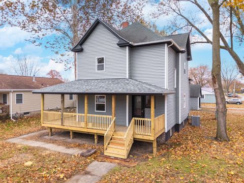 Tiny photo for 220 W Bennett Street, Pontiac, IL 61764 (MLS # 12499456)