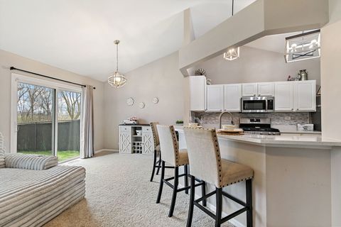 Tiny photo for 2611 Stanton Circle, Lake In The Hills, IL 60156 (MLS # 12606867)