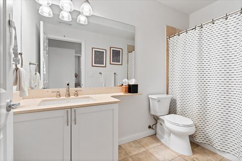 Tiny photo for 1225 N California Avenue #4C, Chicago, IL 60622 (MLS # 12514632)