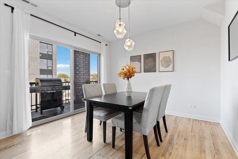 Tiny photo for 1225 N California Avenue #4C, Chicago, IL 60622 (MLS # 12514632)