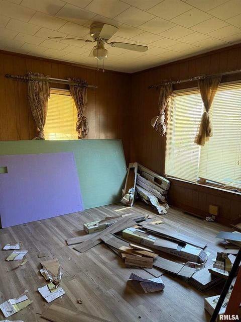 Tiny photo for 1306 E POPLAR Street, West Frankfort, IL 62896 (MLS # QC4267364)