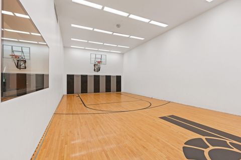 Tiny photo for 400 E RANDOLPH Street #913, Chicago, IL 60601 (MLS # 12476885)