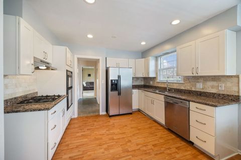 Tiny photo for 8822 Central Park Avenue, Evanston, IL 60203 (MLS # 12433994)