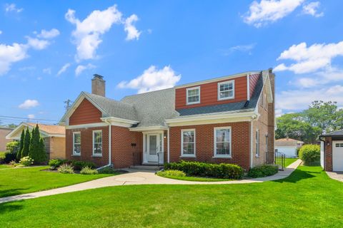 8822 Central Park Avenue Evanston IL 60203