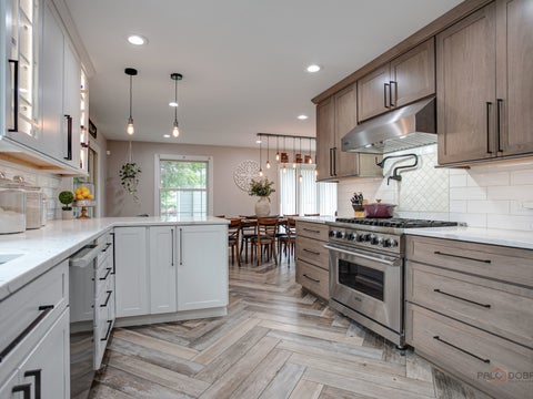 Tiny photo for 717 Roberts Road, Winthrop Harbor, IL 60096 (MLS # 12730213)
