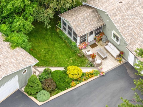 Tiny photo for 717 Roberts Road, Winthrop Harbor, IL 60096 (MLS # 12730213)
