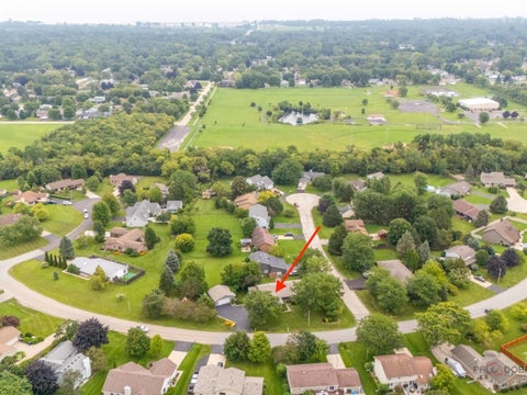 Tiny photo for 717 Roberts Road, Winthrop Harbor, IL 60096 (MLS # 12730213)