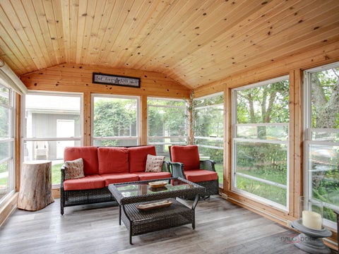 Tiny photo for 717 Roberts Road, Winthrop Harbor, IL 60096 (MLS # 12730213)