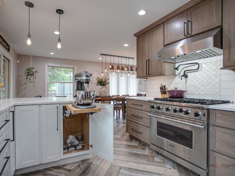 Tiny photo for 717 Roberts Road, Winthrop Harbor, IL 60096 (MLS # 12730213)