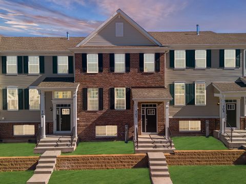 3705 Neubauer Circle 103 Lindenhurst IL 60046