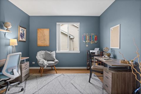 Tiny photo for 1995 Colchester Avenue, Hoffman Estates, IL 60192 (MLS # 12594548)