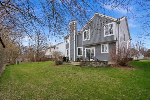 Tiny photo for 1995 Colchester Avenue, Hoffman Estates, IL 60192 (MLS # 12594548)