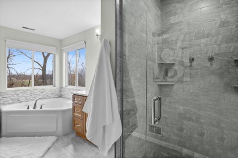 Tiny photo for 1995 Colchester Avenue, Hoffman Estates, IL 60192 (MLS # 12594548)