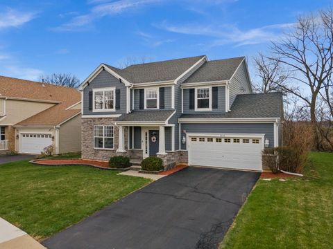 Tiny photo for 1995 Colchester Avenue, Hoffman Estates, IL 60192 (MLS # 12594548)