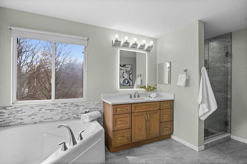 Tiny photo for 1995 Colchester Avenue, Hoffman Estates, IL 60192 (MLS # 12594548)