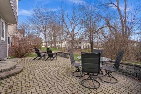 Tiny photo for 1995 Colchester Avenue, Hoffman Estates, IL 60192 (MLS # 12594548)