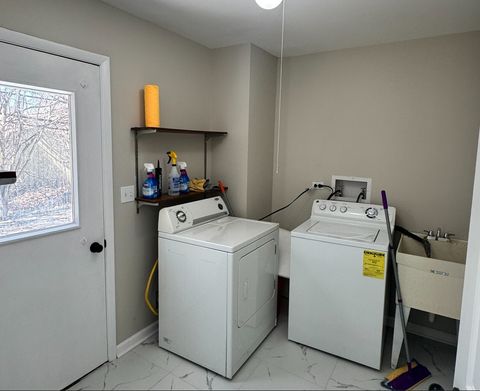 Tiny photo for 940 Tanglewood Drive, Wheeling, IL 60090 (MLS # 12602613)