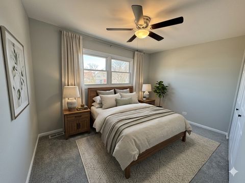 Tiny photo for 940 Tanglewood Drive, Wheeling, IL 60090 (MLS # 12602613)